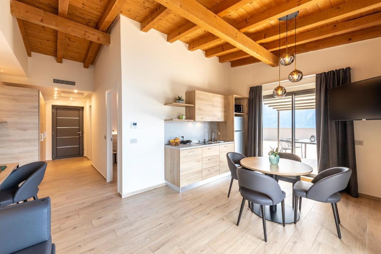 Evo Suites Apartments Лимоне сул Гарда Екстериор снимка